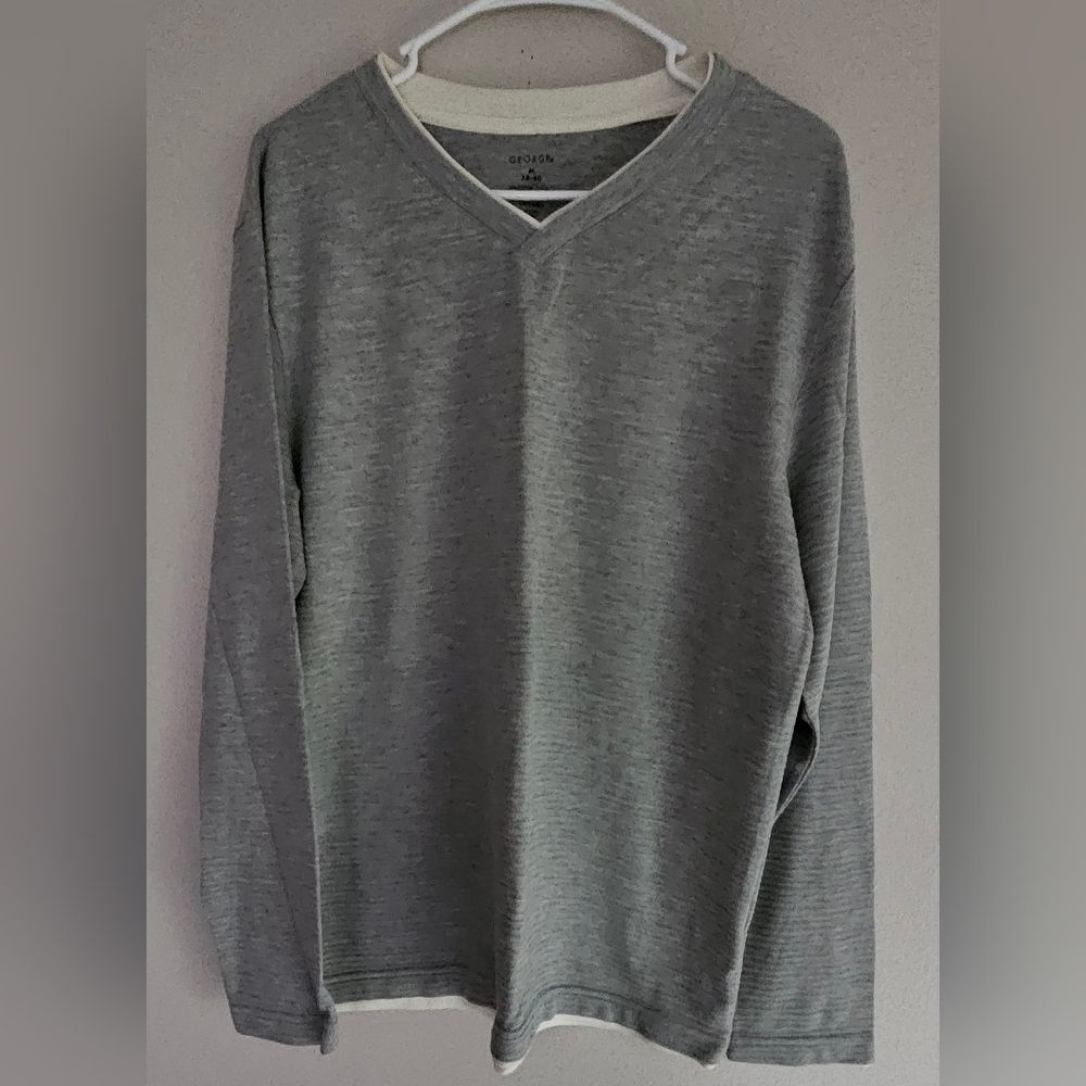 George Light Gray V-Neck Long Sleeve Tee
